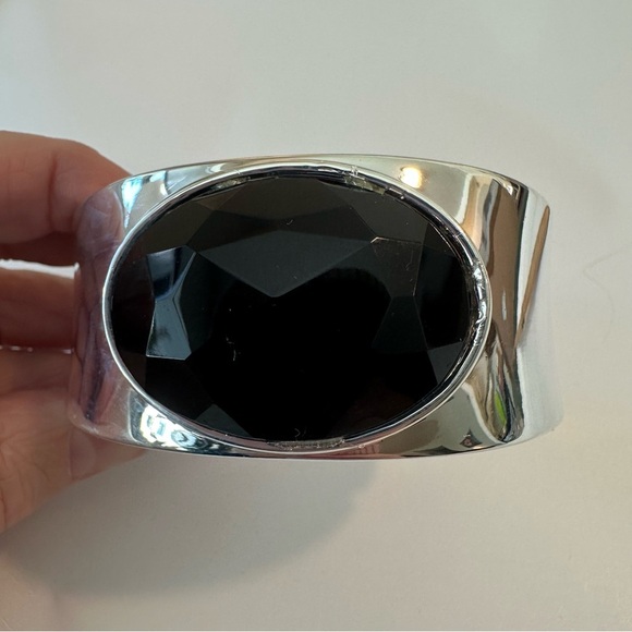 3/30 Silver and Black Hinged Cuff Bracelet - Picture 1 of 5
